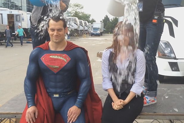 ice-bucket-challenge-henry-cavill-amy-adams.jpg
