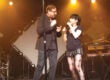 Bob Saget, Carly Rae Jepsen sing Fuller House song