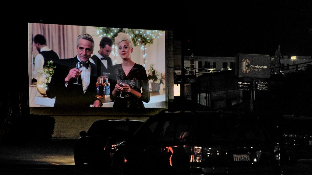 Cinelounge Drive-in