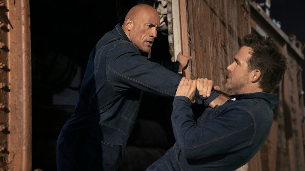dwayne-johnson-ryan-reynolds-red-notice