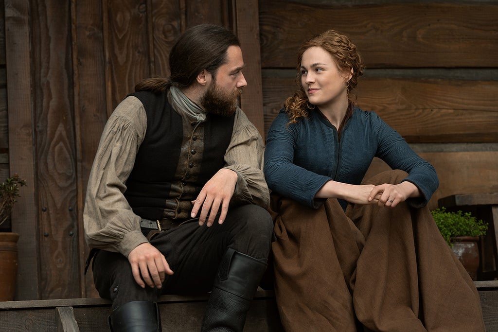 Richard Rankin as Roger and Sophie Skelton as Brianna in "Outlander" Season 6 (Starz)