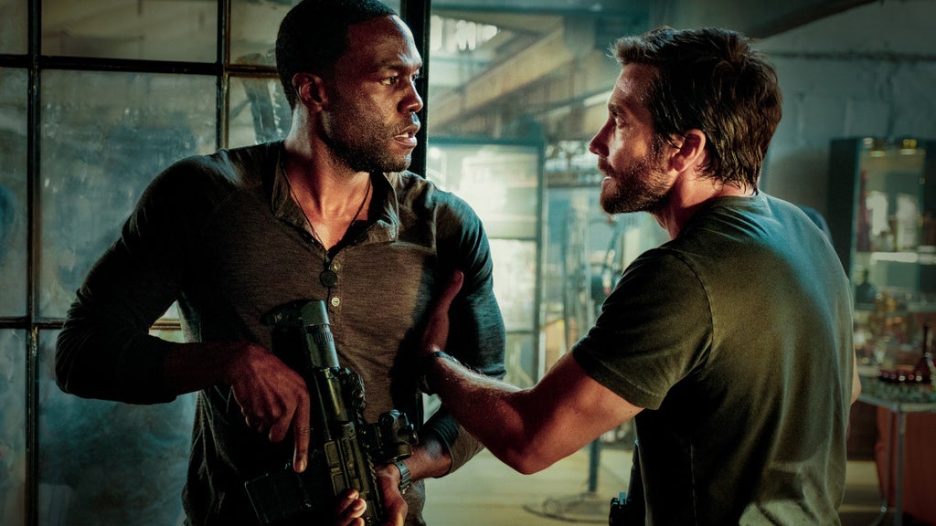 ambulance-jake-gyllenhaal-yahya-abdul-mateen