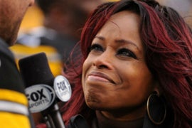 Fox Sports Reporter Pam Oliver Suffered Concussion From Football to the Face