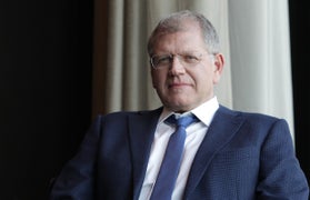 Robert Zemeckis Will Make TV for Paramount