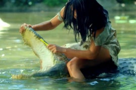 Katy Perry ‘Roar’ed At by PETA Over Wild Animal Cameos (Video)