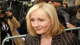 ‘Harry Potter’ Author J.K. Rowling to Publish Hogwarts-Set Halloween Tale