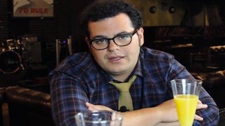 Charlie Hunnam Is Out, Josh Gad Is ‘All In’ for ‘Fifty Shades of Grey’ Role (Video)