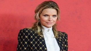 Michelle Pfeiffer Joins Robert De Niro in HBO’s Bernie Madoff Movie ‘Wizard of Lies’