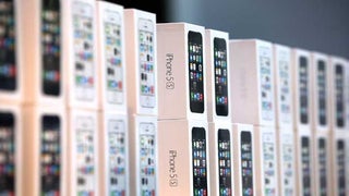 Apple Sold 33 Million iPhones, 14 Million iPads in Q4
