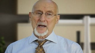 ‘Babe’ Star James Cromwell Sentenced to Jail Over Power Plant Protest
