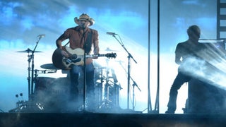 CMAs on Facebook: Where Texas Women Buzz About George Strait