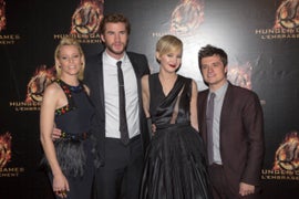 ‘Hunger Games: Catching Fire’ Red Carpet Heats Up at Los Angeles Premiere (Live Stream)