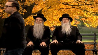‘Duck Dynasty’ Spoofed in Billy Crystal, Jimmy Fallon’s ‘Schmuck Dynasty’ (Video)