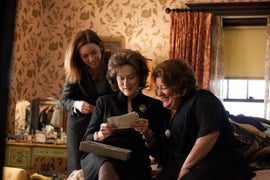 ‘August: Osage County’ Review: Meryl Streep and Julia Roberts Go at It Like Godzilla vs. Megalon