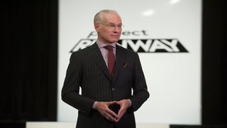 ‘Project Runway’ Co-Host Tim Gunn Slams Season 14 Winner’s ‘Hideous’ Plus-Size Clothes