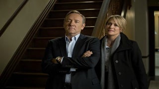 ‘House of Cards’ Season 2 Teaser: Robin Wright Shows How Dangerous Smoking Can Be (Video)