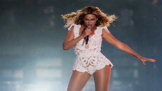 Beyonce Drops Unannounced Self-Titled ‘Visual Album’ on iTunes