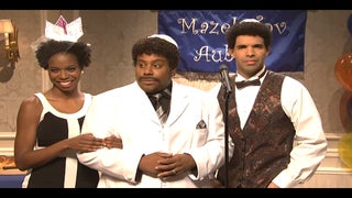 ‘SNL’: Drake Reminds Us He’s Black, Jewish and Canadian as First Black Female Cast Member in 7 Years Makes Debut (Video)