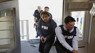 Ratings: CBS, Univision Top Rerun-Heavy 2014 Opener
