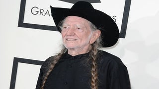 Willie Nelson Is ‘Fine and on Tour,’ No Matter What Twitter Says