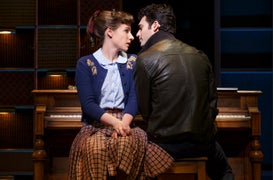 ‘Beautiful’ Theater Review: The New Carole King Musical Has the Guts to Play It Nice