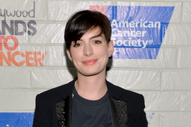 Anne Hathaway Named as Oscars Presenter