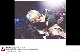 Miley Cyrus Kissed Katy Perry – And She Liked It – During Bangerz Tour Concert (Photo & Video)