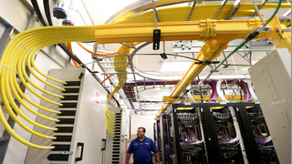 Netflix Slams Comcast for Not Supporting Net Neutrality