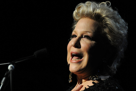Bette Midler Set to Perform at the Oscars
