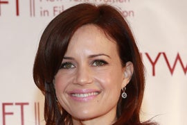 Carla Gugino to Replace Christina Hendricks on Cameron Crowe’s ‘Roadies’