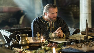 ‘Vikings’ Linus Roache Talks Upcoming Rivalry Between Ragnar and Ruthless King of Wessex (Video)