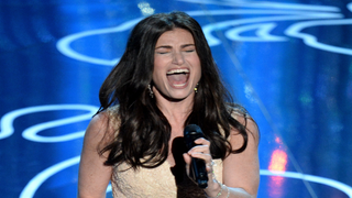 Idina Menzel Broadway Musical Capitalizes On Travolta’s Oscar Mess-Up