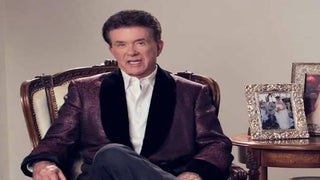 Hollywood Reacts to Sudden Death of ‘Growing Pains’ Dad Alan Thicke: ‘An Icon’