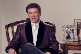 Hollywood Reacts to Sudden Death of ‘Growing Pains’ Dad Alan Thicke: ‘An Icon’