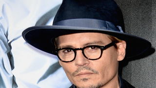Johnny Depp Makes First Promotional Visit to China, Hawking ‘Transcendence’