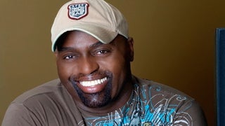 Frankie Knuckles, Legendary DJ, Dead at 59