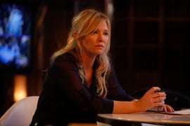 ‘SVU’s’ Kelli Giddish on Detective Rollins’ Downward Spiral, Mariska Hargitay’s Directorial Debut
