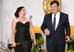 Oscars: ‘Let It Go’ Oscar Winner Receives EGOT Pasta Necklace Backstage