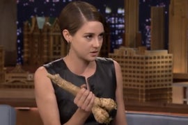 ‘Divergent’ Star Shailene Woodley Shocks Jimmy Fallon With Pornographic Horseradish (Video)