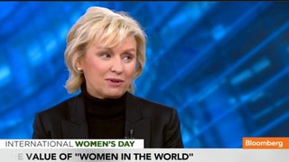 Tina Brown Reacts to Newsweek Bitcoin Story: ‘I’m Glad I’m Not The Editor!’