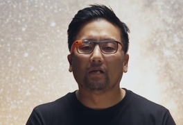 Google Offers Google Glass to Everyone