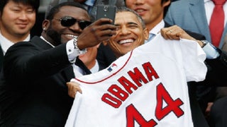 President Obama May Ban ‘Selfies’ After Baseball Star Sneaks Shot for Samsung