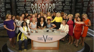 Barbara Walters Epic Farewell Photo: Most Powerful Female Broadcasters Pay Tribute