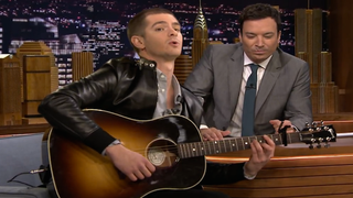 Andrew Garfield Sings ‘Spider-Man’ Theme on ‘Tonight,’ Surprisingly Soulfully (Video)