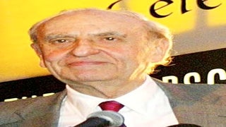 Arthur Gelb, Longtime NY Times Editor, Dead at 90