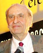 Arthur Gelb, Longtime NY Times Editor, Dead at 90