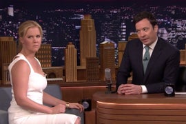 Amy Schumer Shocks Jimmy Fallon With Risque Answer During ‘Truth or Truth’ (Video)
