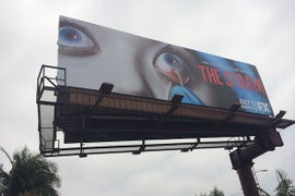 ‘The Strain’ Billboard Freakout: How Gross Is the Vampire Drama? (Photos)