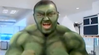 ‘Game of Thrones’ The Mountain Transforms Into Incredible Hulk for Kids Birthday Party (Video)