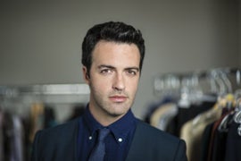 ‘Veep’ Star Reid Scott Joins Robert De Niro and Anne Hathaway in ‘The Intern’